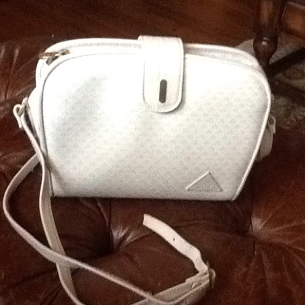 NWOT pristine authentic Liz Claibourne  bag💄💋